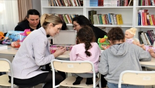 Depremzede minikler için oyun alanı 