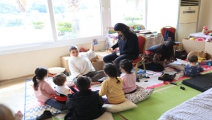 Güzelbahçe'ye gelen depremzede çocuklara oyun alanı 