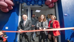 Halkın Bakkalı Bornova Özkanlar'da açıldı