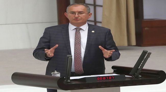 "TRT'de liyakatsizlik hüküm sürüyor"