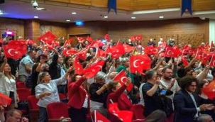 Fazıl Say'ın bestelediği 100. Yıl Marşı ilk kez sahnede seslendirildi