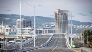 Buca ile Bornova'yı bağlayan viyadük hizmete açıldı