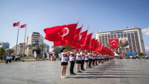 İzmir'de 19 Mayıs coşkusu