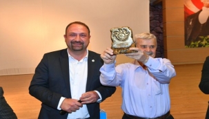 Komünist Osman Çiğli'de Seyirci ile Buluştu