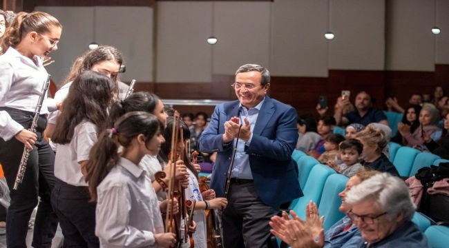 Barış Çocuk ve Gençlik Orkestrası Büyüledi