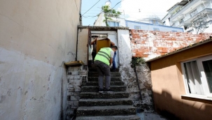 Bayraklı'da sosyal yardımlar arttı