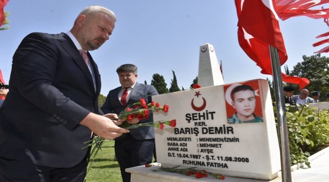 15 TEMMUZ ŞEHİTLERİ MENEMEN'DE DUALARLA ANILDI