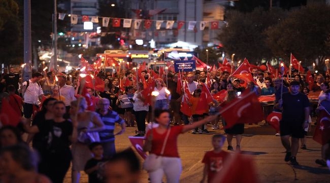 Narlıdere Büyük Zaferi Coşkuyla Kutladı