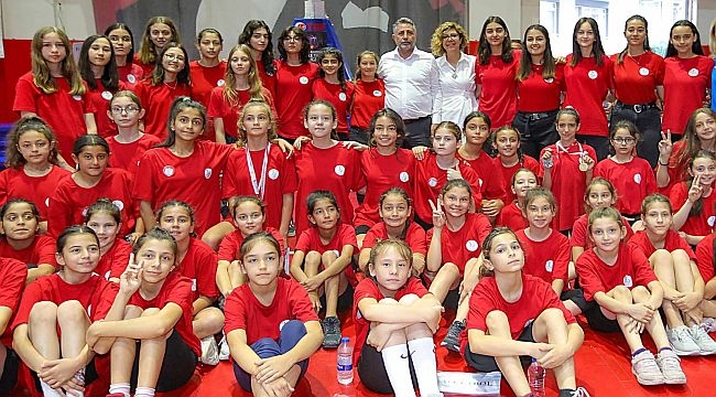 Bayraklı'da 4 yılda 42 bin 500 kişi sporla buluştu