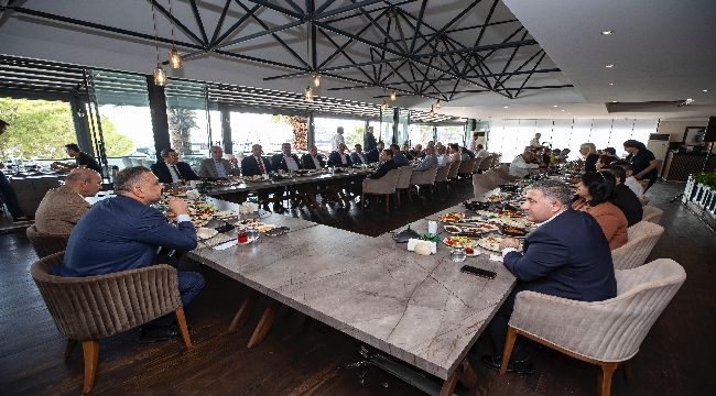 İzmir'de Kurultay Delegeleri" Kılıçdaroğlu" Dedi