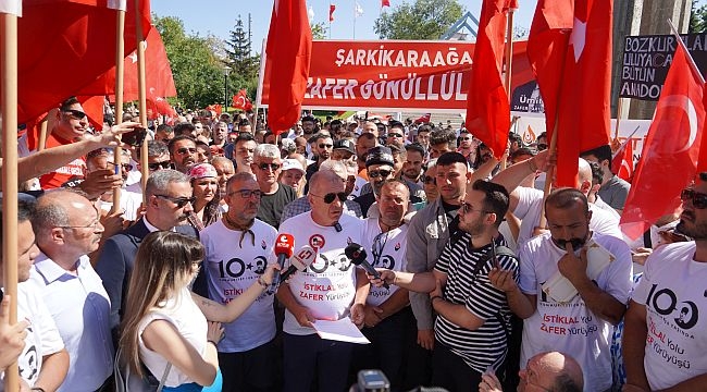 Ümit Özdağ liderliğinde İstiklal Yolu Zafer Yürüyüşü sona erdi