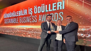 Efes Tarlası Yaşam Köyü'ne Sürdürülebilir İş Ödülü