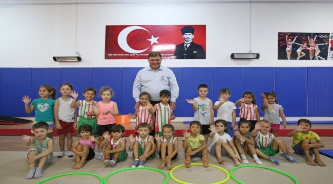 Karşıyaka Belediyesi sportif yetenek ölçüm testini okullara taşıyor