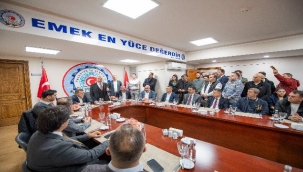 Başkan Soyer, Belediye İş Sendikası üyeleriyle buluştu