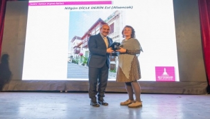 Tarihe saygımız hiç kaybolmasın