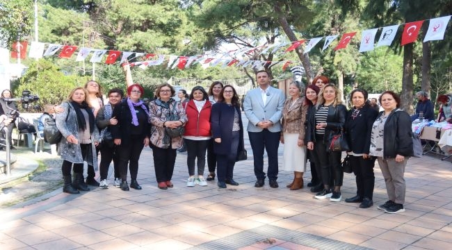 Bornova Belediyesi'nden anneler için "Hediyelik Eşya Günleri"