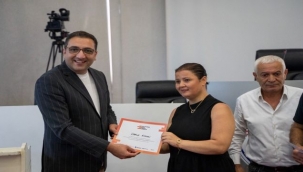 Güçlü Kadınlar Sertifikalarını Aldı 