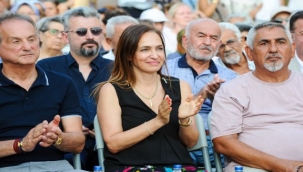 Karşıyakalılar Aşurenin Bereketini Paylaştı