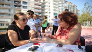 Konak'ın Parklarında Sağlık Var: Önce Spor Sonra Tarama 