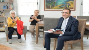 Başkan Eşki gençlerle sahada buluştu