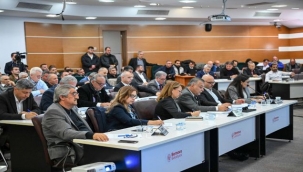 Ek Hizmet Binası'na Sındır'ın adı verildi