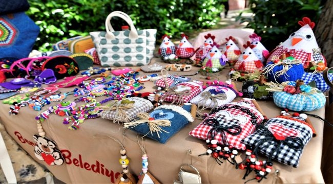 Kadınların El Sanatları Sergisi Büyükpark'ta Açıldı