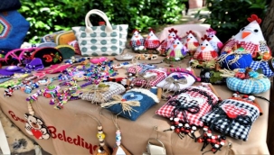 Kadınların El Sanatları Sergisi Büyükpark'ta Açıldı 