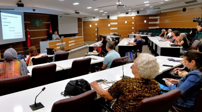Bornova'da Sebze Yetiştiriciliği Eğitimi