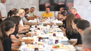 Bornova'dan Göztepe'ye Sultanlar Ligi'ne