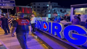 İzmir İtfaiyesi Balıkesir'de görev başında