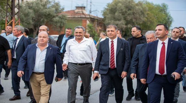 Başkan Tugay Ayakkabıcılar Sitesi esnafını ziyaret etti