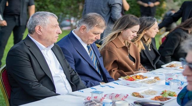 Başkan Tugay, Onur Günay'ın hayır yemeğine katıldı