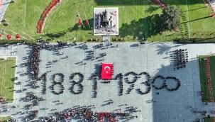 İzmir Ata'sına yürüdü