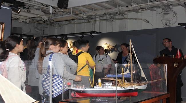 Öğrenciler dil becerilerini gezerek pekiştiriyor