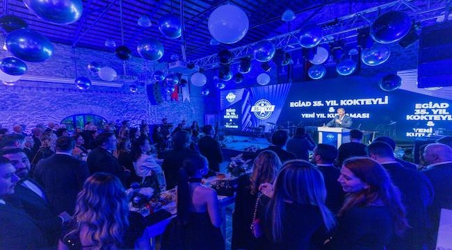 Başkan Tugay'dan genç iş insanlarına İzmir için kenetlenme çağrısı