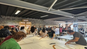 İzmir'in istihdam üssü 2025'te "fabrika" gibi çalıştı