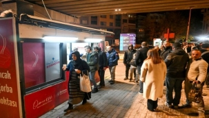 Bornova'da soğuk günlere karşı sıcak dayanışma