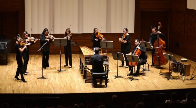 İzmir Oda Orkestrası'ndan Barok müziği ziyafeti