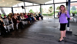 Bornova'da Sağlıklı İlişkiler masaya yatırıldı