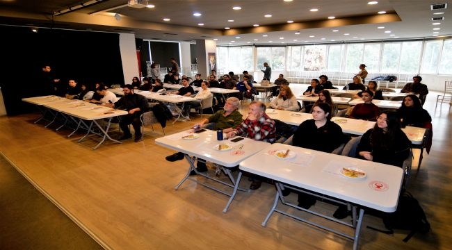 Bornova'da zeytinyağı kültürü geleceğe taşınıyor