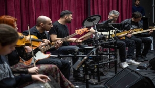 Efsane notalar Bornova'da yankılandı