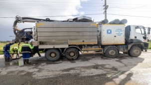 İzmir'de kuvvetli yağış ve fırtına alarmı