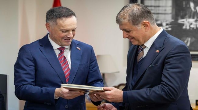 Tugay'dan Ekvator'a EXPO 2027 daveti