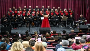 Dayanışmanın Türküsü Bornova'da Yükseldi