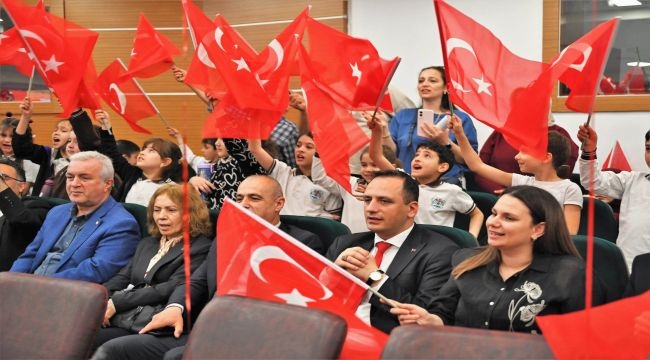 23 Nisan ruhu Bornova'da çocukların sesiyle yükseldi