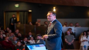 Bornova'da 2 yılın görkemli tablosu