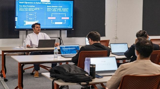 Büyükşehir'den yöneticilere yapay zeka ile dijital dönüşüm eğitimi