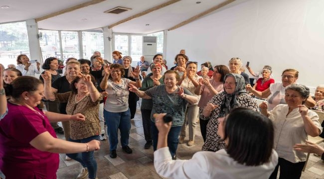 Bornova'nın çınarları bayram coşkusunda buluştu