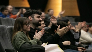 İzmir'de Gençlik Günleri coşkusu devam ediyor