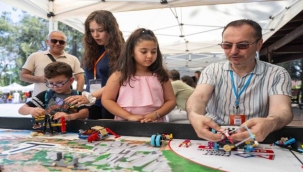 Bornova'da bilim meşalesi yandı 